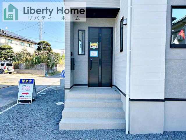 那珂市菅谷11期　新築戸建のエントランス