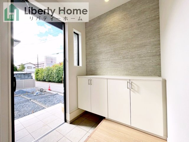 那珂市菅谷11期　新築戸建の玄関