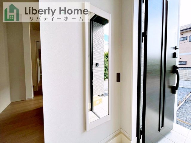 那珂市菅谷11期　新築戸建の玄関