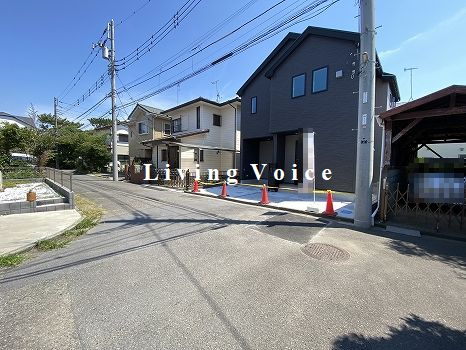【前面道路含む現地写真】 | 【仲介手数料０円】茅ヶ崎市松が丘1丁目第1期　新築一戸建て | 【仲介手数料０円】茅ヶ崎市松が丘1丁目第1期　新築一戸建て