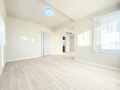 【その他】 | 多摩川久地パークハイツ | 約18帖リビング　別アングルになります。