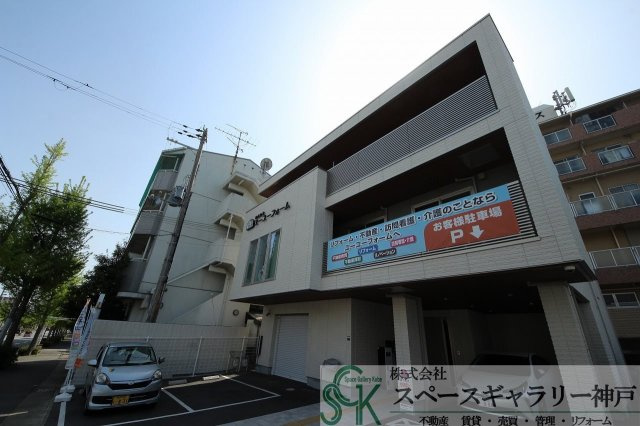 Crest垂水の外観