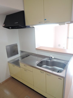 【キッチン】 | ローズコート宮の内　Ａ