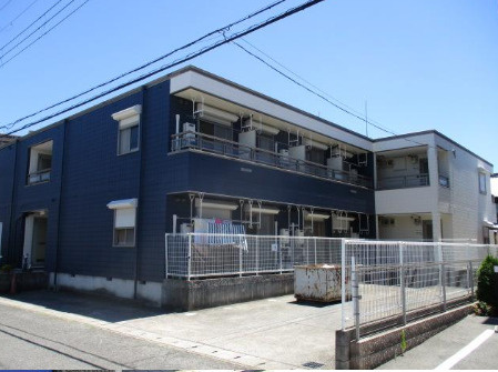 クローバー富士6号館の外観