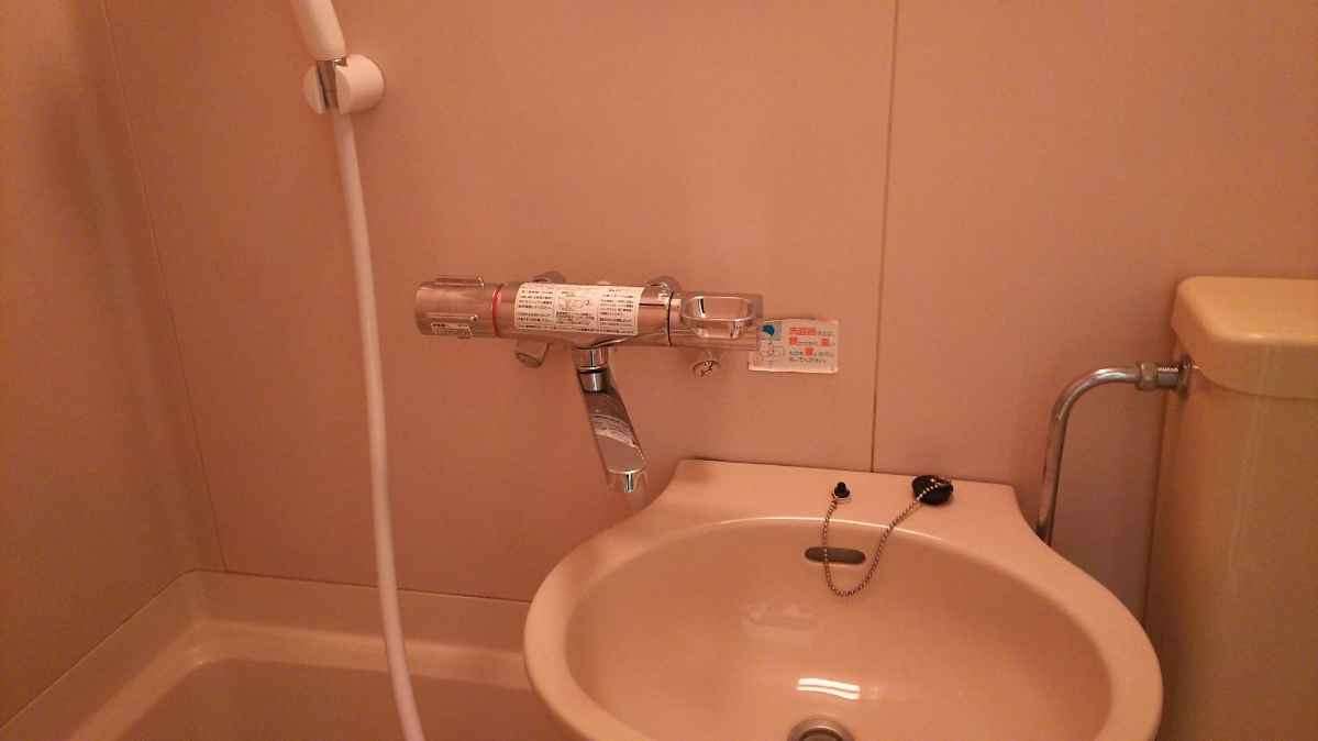 クローバー富士6号館の浴室