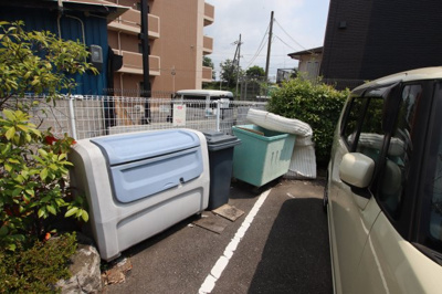 【その他共用部分】 | ロイヤルプラザ昴 | 敷地内ゴミ置き場