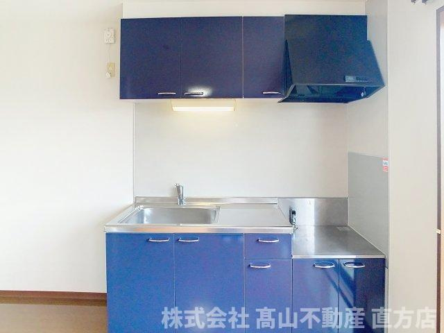 直方市新町１丁目のアパートのキッチン