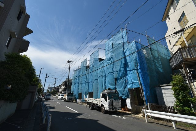 井草2丁目・新築戸建・3号棟の前面道路含む現地写真