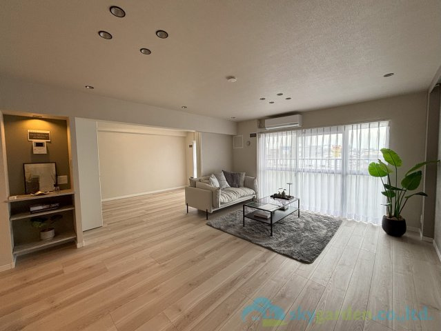 グリーンヒルズ本厚木の居間・リビング