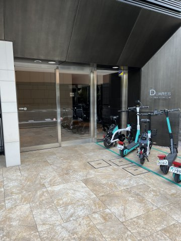 デュアレス千代田三崎町のエントランス|ゆとりのあるエントランスです