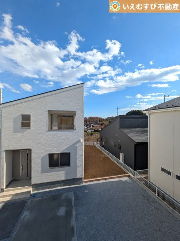 Livele Garden.S　寄居露梨子の展望|高い建物が無く開放感のある展望
バルコニーからの展望も開けていて閑静な住宅地が望めます。日当りも良いですね♪