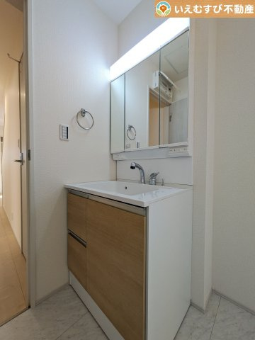 Livele Garden.S　寄居露梨子の独立洗面台