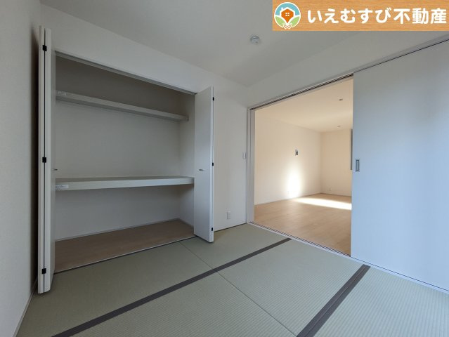 Livele Garden.S　寄居露梨子の和室|すぐ横になれる和室は、みんながほっと一息つける空間
ちょっとした休憩や来客時、お子様のお世話にも大活躍しそうですね♪