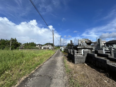 【前面道路含む現地写真】 | 北諸県郡三股町蓼池　250万円