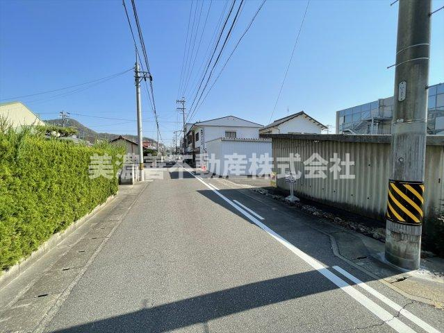 ６５０１３　岐阜市永楽町１丁目土地の前面道路含む現地写真