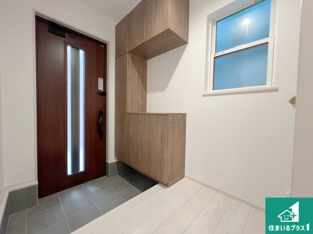 東大阪市豊浦町　第1期　新築一戸建ての外観|周辺は落ち着いた街並みの住宅地！子育てがしやすい住環境です！まだ未完成ですが、現地でしかわからない事もございます。是非一度ご覧ください。