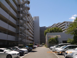 【駐車場】 | 自走式の駐車場がありますので、車必須のかたには、安心です。