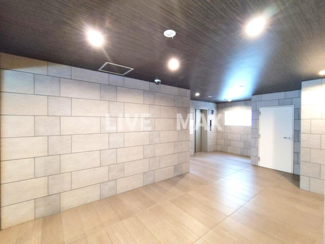 【エントランス】プレサンス新大阪イオリア