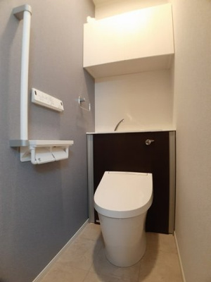 【トイレ】 | フレスコ・パッソⅡ | ゆったりとした空間のトイレです