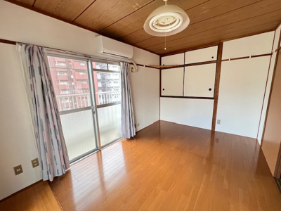 【洋室】 | エメラルドマンション三萩野（A-1）