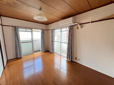 【洋室】 | エメラルドマンション三萩野（A-1）