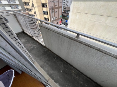 【バルコニー】 | エメラルドマンション三萩野（A-1）