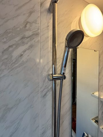 泉佐野市羽倉崎二丁目テラスハウスの浴室