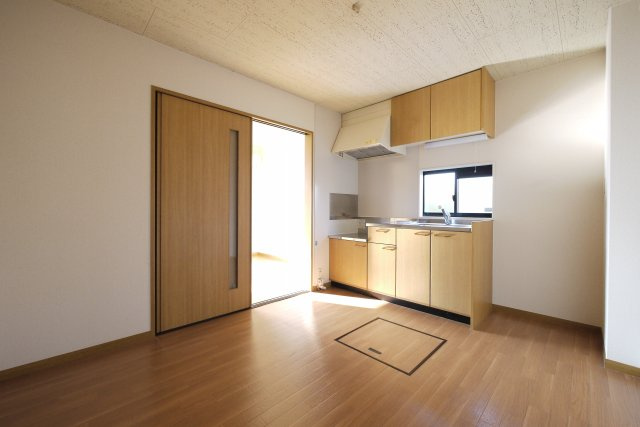 ドリームタウンⅡ　バンビの居間・リビング