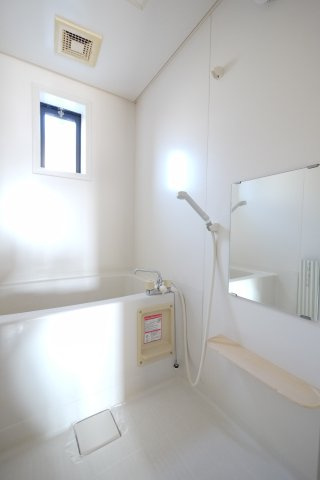 ドリームタウンⅡ　バンビの浴室