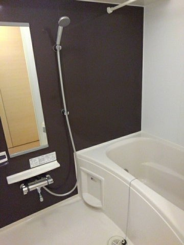 ガーデニアの浴室