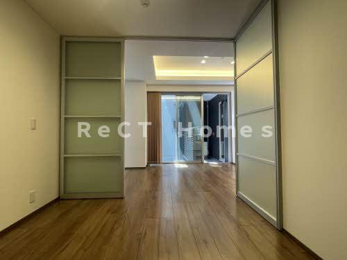 姫路市白銀町の賃貸マンションの居間・リビング