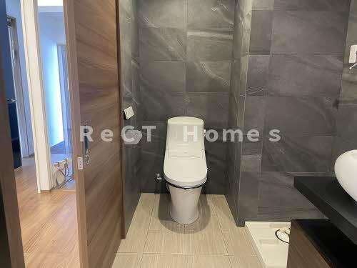 姫路市白銀町の賃貸マンションのトイレ