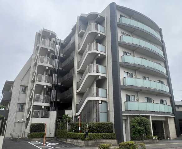 プレシス東村山の外観