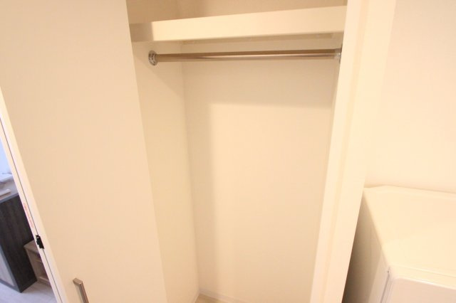 ティーズカレッジ近畿大学前の収納