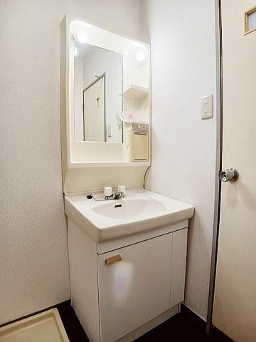 ハイツウイステリア（Ａ）の洗面所