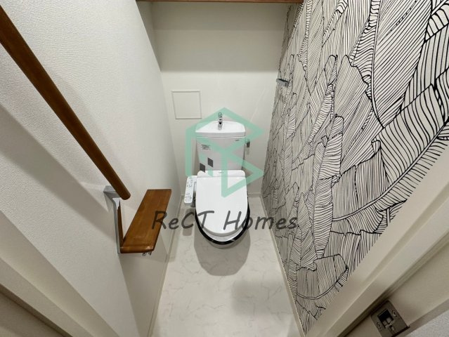 姫路市安田２丁目の賃貸マンションのトイレ