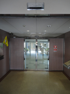 【エントランス】