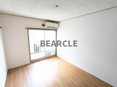 【洋室】 | ハイツシティ丹波橋A棟 | 個人の部屋や寝室として使える洋室です