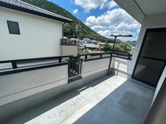 【バルコニー】 | 岐阜市芥見南山！築28年中古住宅！ハウスクリーニング・シロアリ点検済み！そのままでお住みいただけます | 岐阜市芥見南山！築28年中古住宅！ハウスクリーニング・シロアリ点検済み！そのままでお住みいただけます