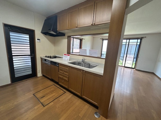 【キッチン】 | 岐阜市芥見南山！築28年中古住宅！ハウスクリーニング・シロアリ点検済み！そのままでお住みいただけます | 岐阜市芥見南山！築28年中古住宅！ハウスクリーニング・シロアリ点検済み！そのままでお住みいただけます