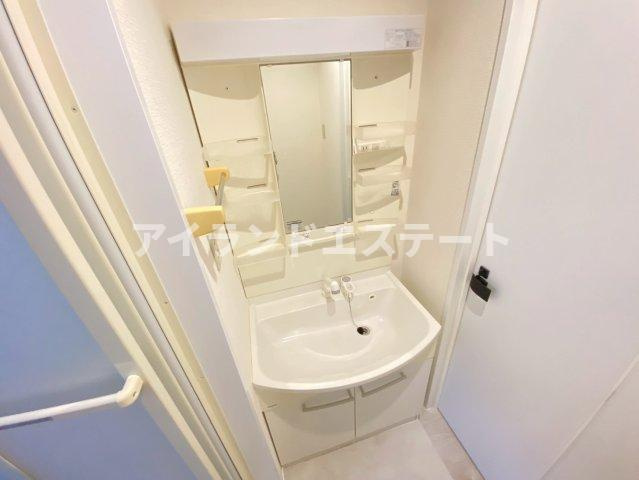 コートハウスⅡ　ペット相談可　リフォーム中　バイク駐輪場無料の独立洗面台