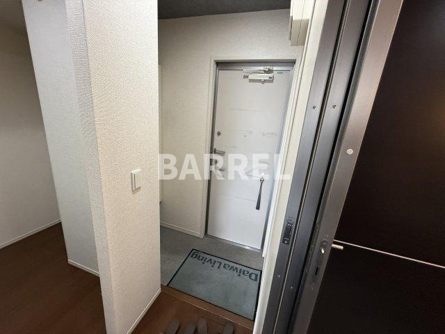 ドマーニ・マエガワの玄関