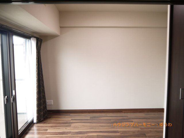 【洋室】 | ヴェルト池袋 | 一日の疲れをいやしてくれる寝室。時を忘れて過ごす場所として過ごせるお部屋。