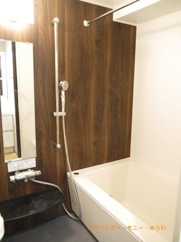 【浴室】 | ヴェルト池袋 | 一日の疲れを癒すゆったりバスルーム。