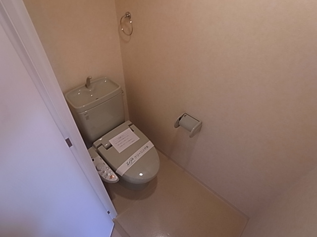 神戸市兵庫区駅南通１丁目の賃貸マンションのトイレ|ウォシュレット付