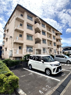 【外観】 | リバーサイド八番館 | 外はこのようになっています