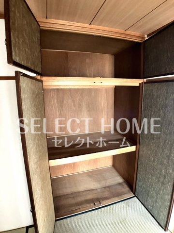  | リバーサイド八番館