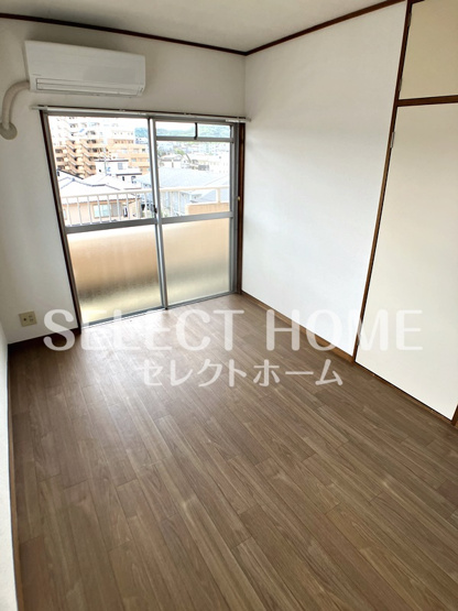  | リバーサイド八番館