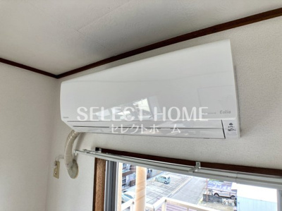  | リバーサイド八番館