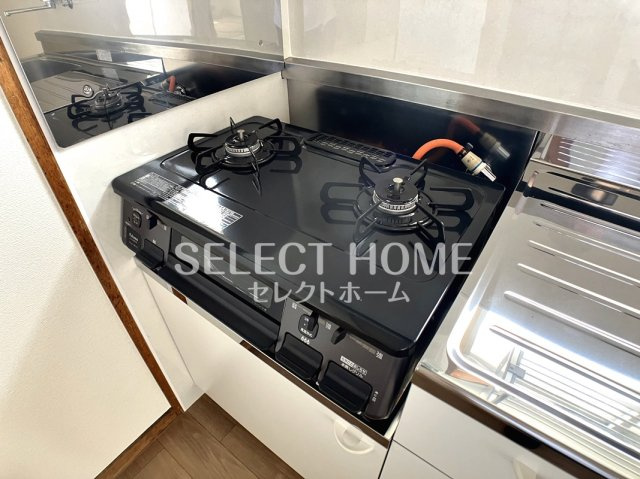  | リバーサイド八番館